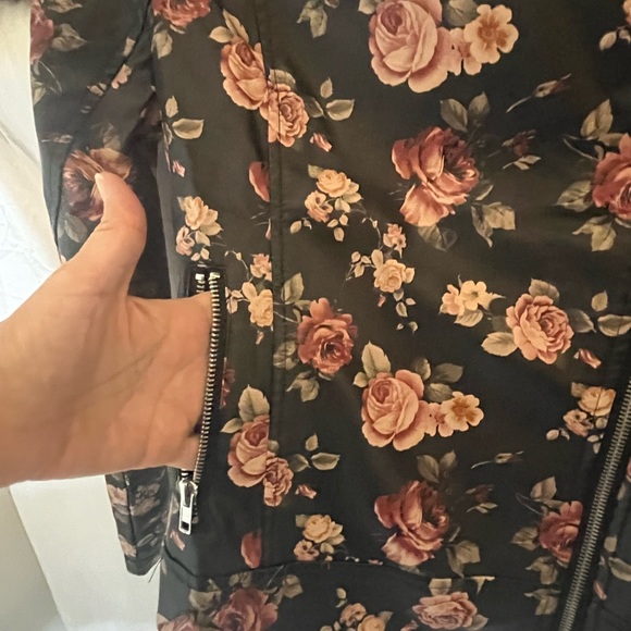 BB Dakota Black Pink Floral Rose Soft Leather Moto Jacket - Picture 6 of 13